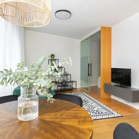 Hilltop Apartments - City Centre Foorum Tallinn Exterior photo